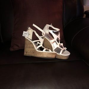 White wedges